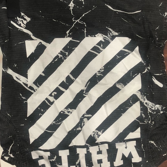 Used - Picture 3 of 3